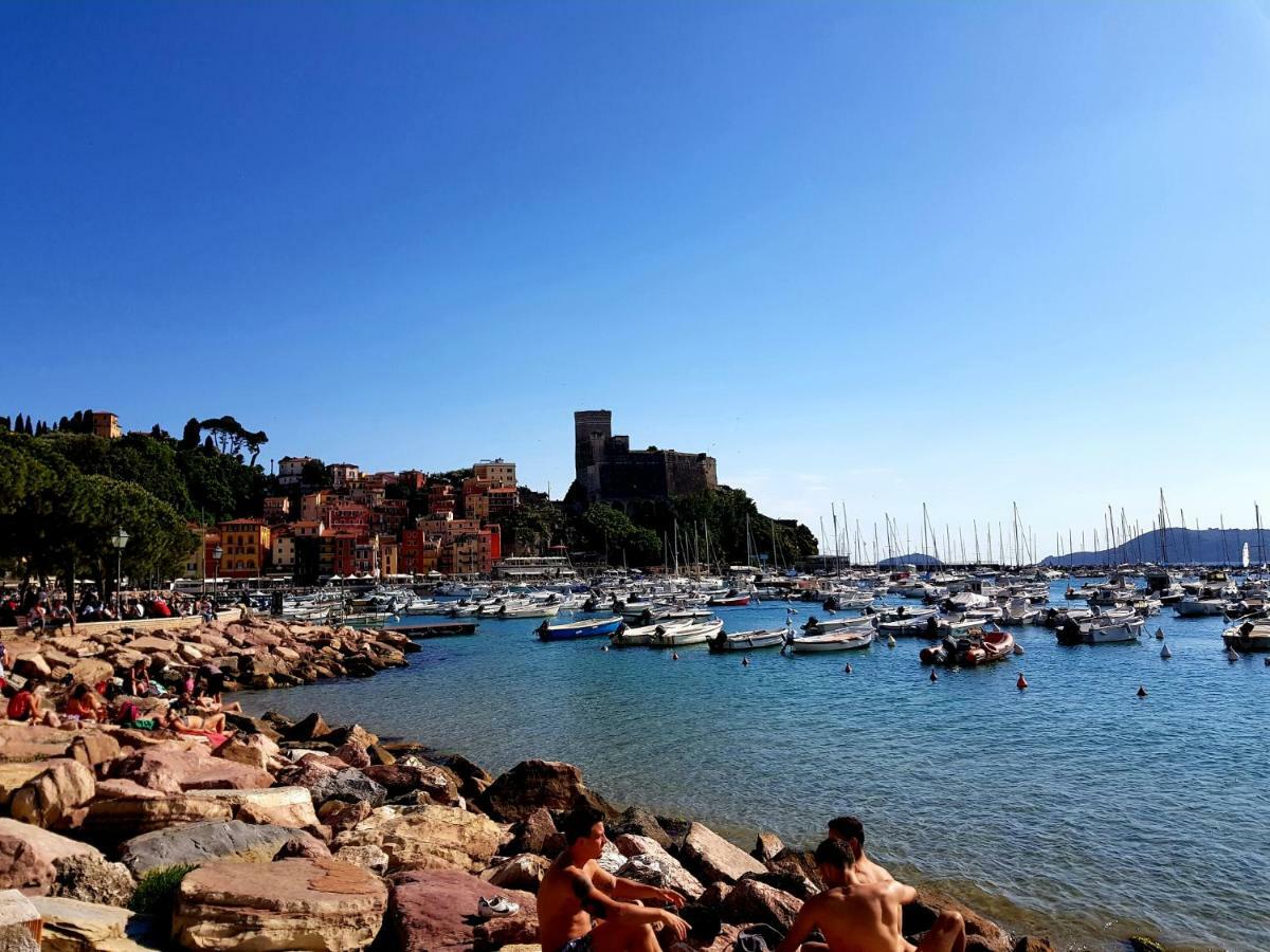 Puntadellestelle La Spezia Buitenkant foto